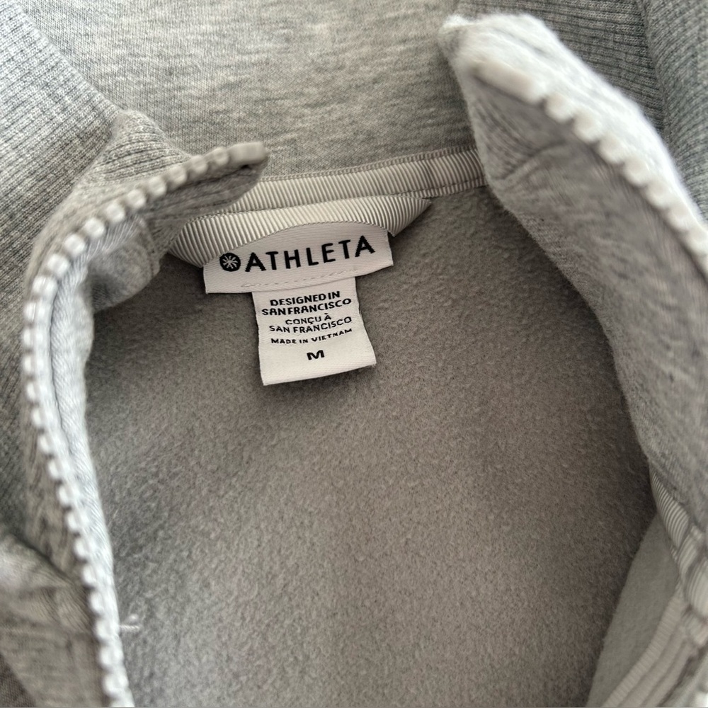 ATHLETA Triumph Hoodie ~ Medium - Picture 6 of 6